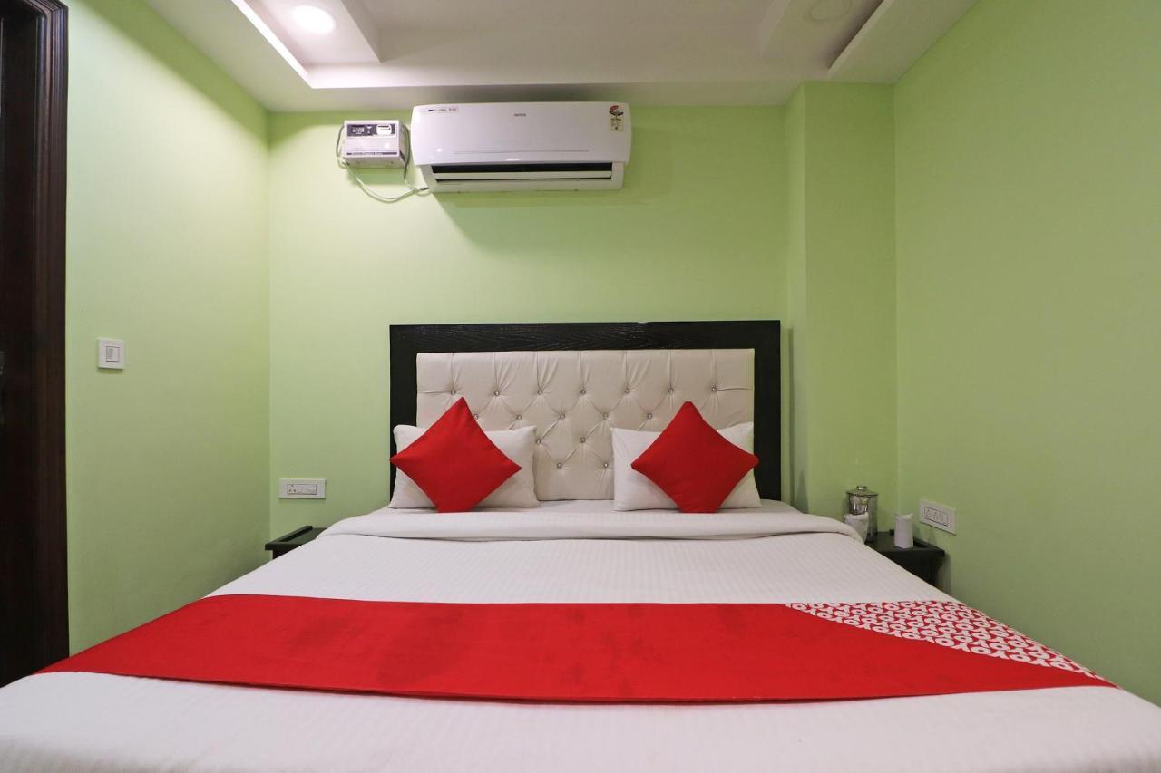 โอโย 64916 มณนาฏ เรซิเดนซี Hotel นิวเดลี ภายนอก รูปภาพ
