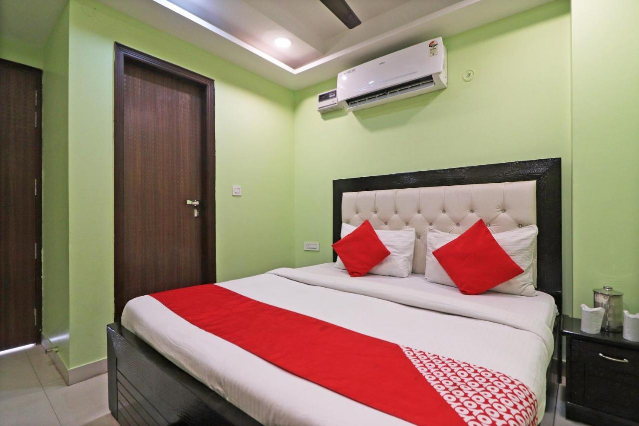 โอโย 64916 มณนาฏ เรซิเดนซี Hotel นิวเดลี ภายนอก รูปภาพ