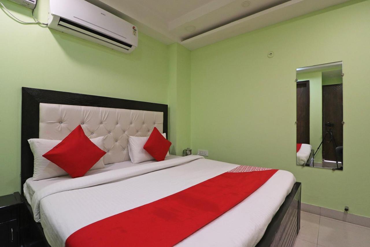 โอโย 64916 มณนาฏ เรซิเดนซี Hotel นิวเดลี ภายนอก รูปภาพ